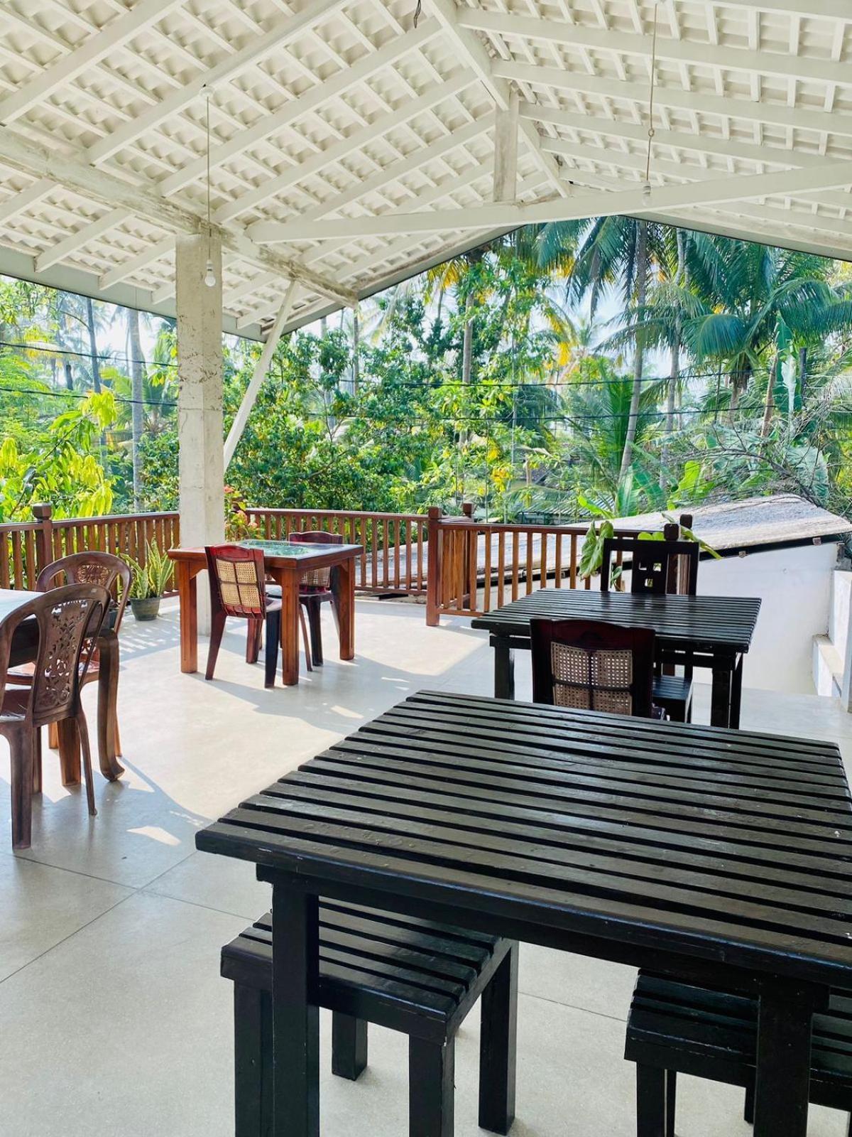 Berg House Unawatuna Hotel Exterior photo