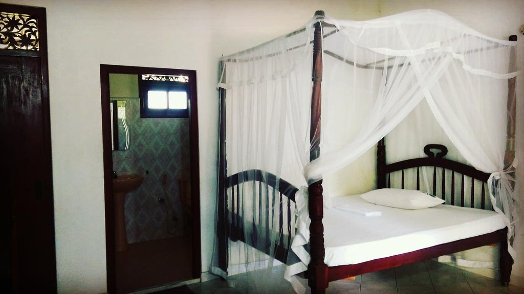 Berg House Unawatuna Hotel Exterior photo
