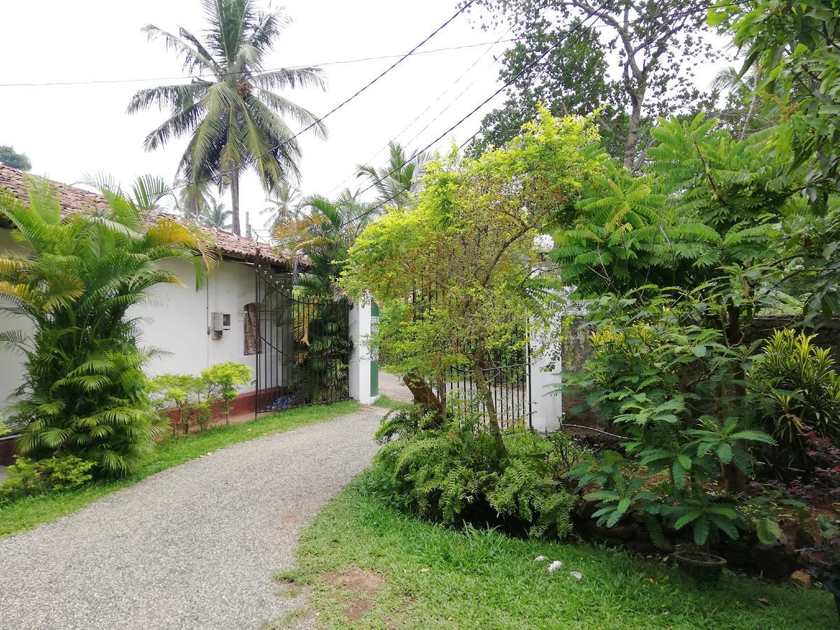 Berg House Unawatuna Hotel Exterior photo